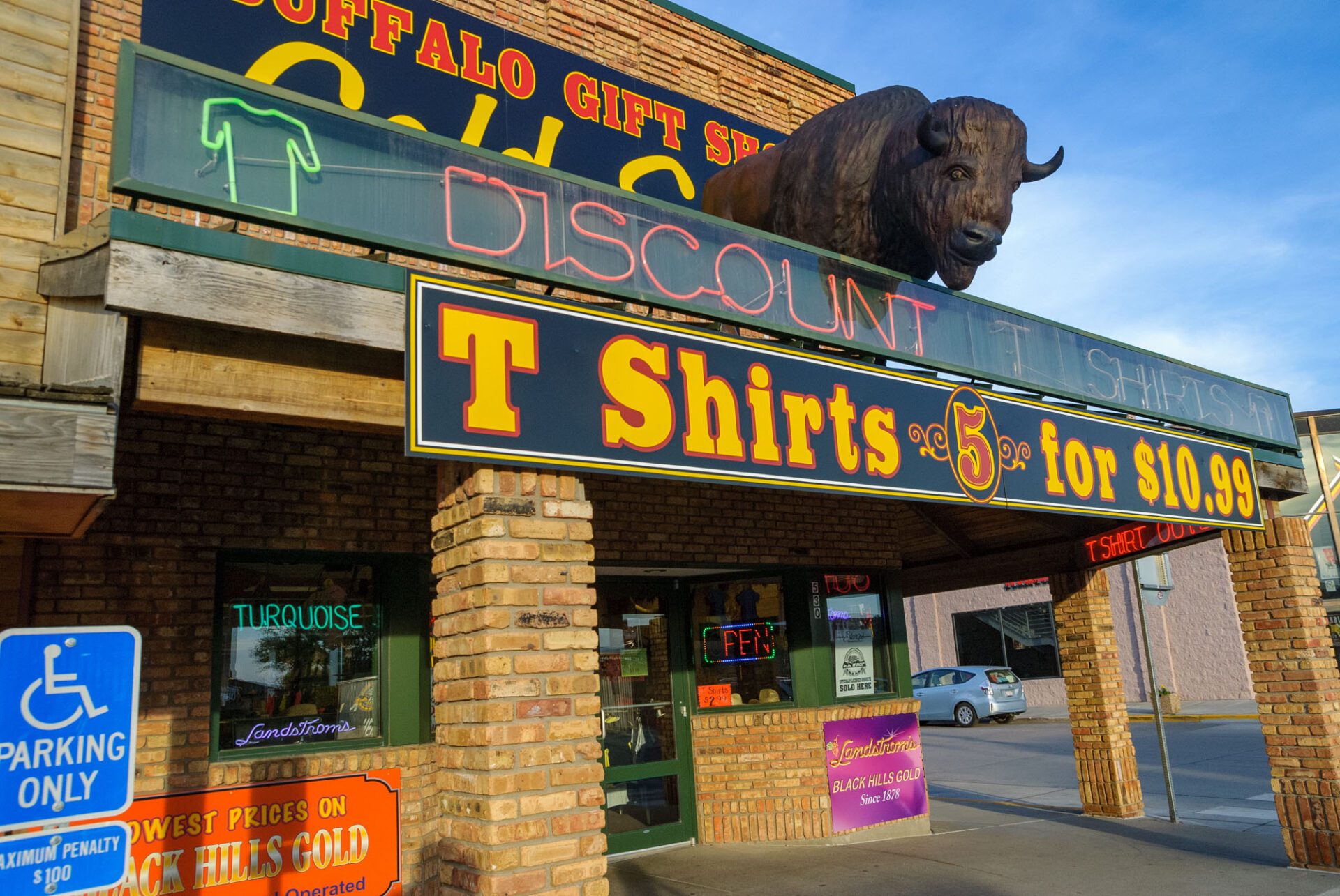 Wall Drug Store Amazing America