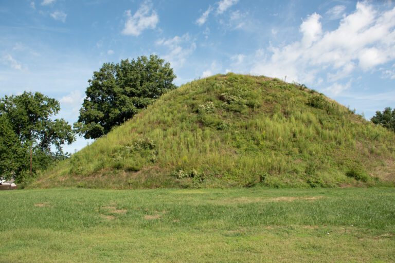 Grave Creek Mound - Amazing America