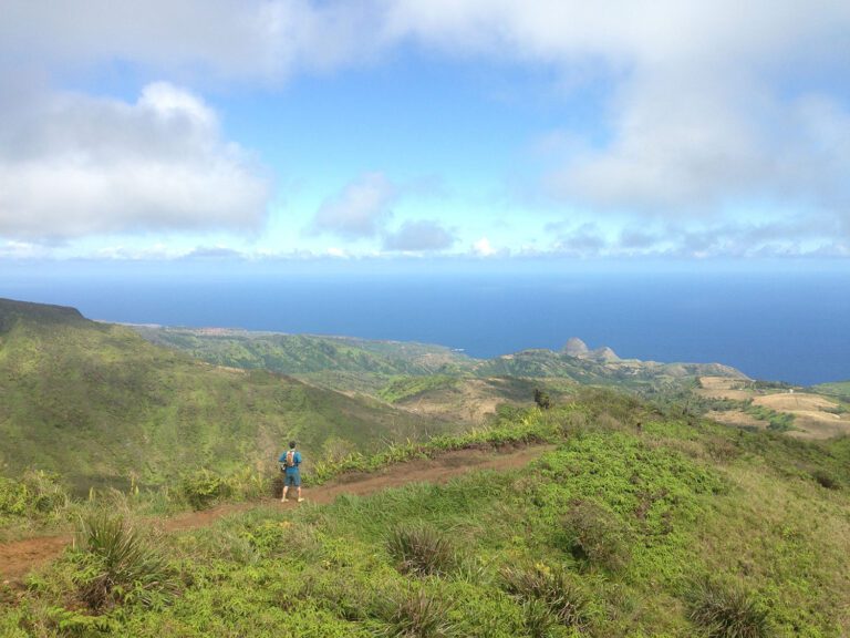 Waihee Ridge Trail - Amazing America