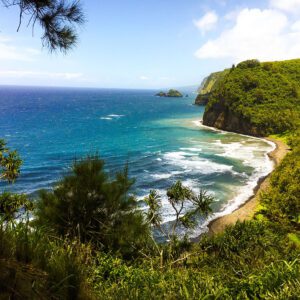 Pololu Valley Lookout
