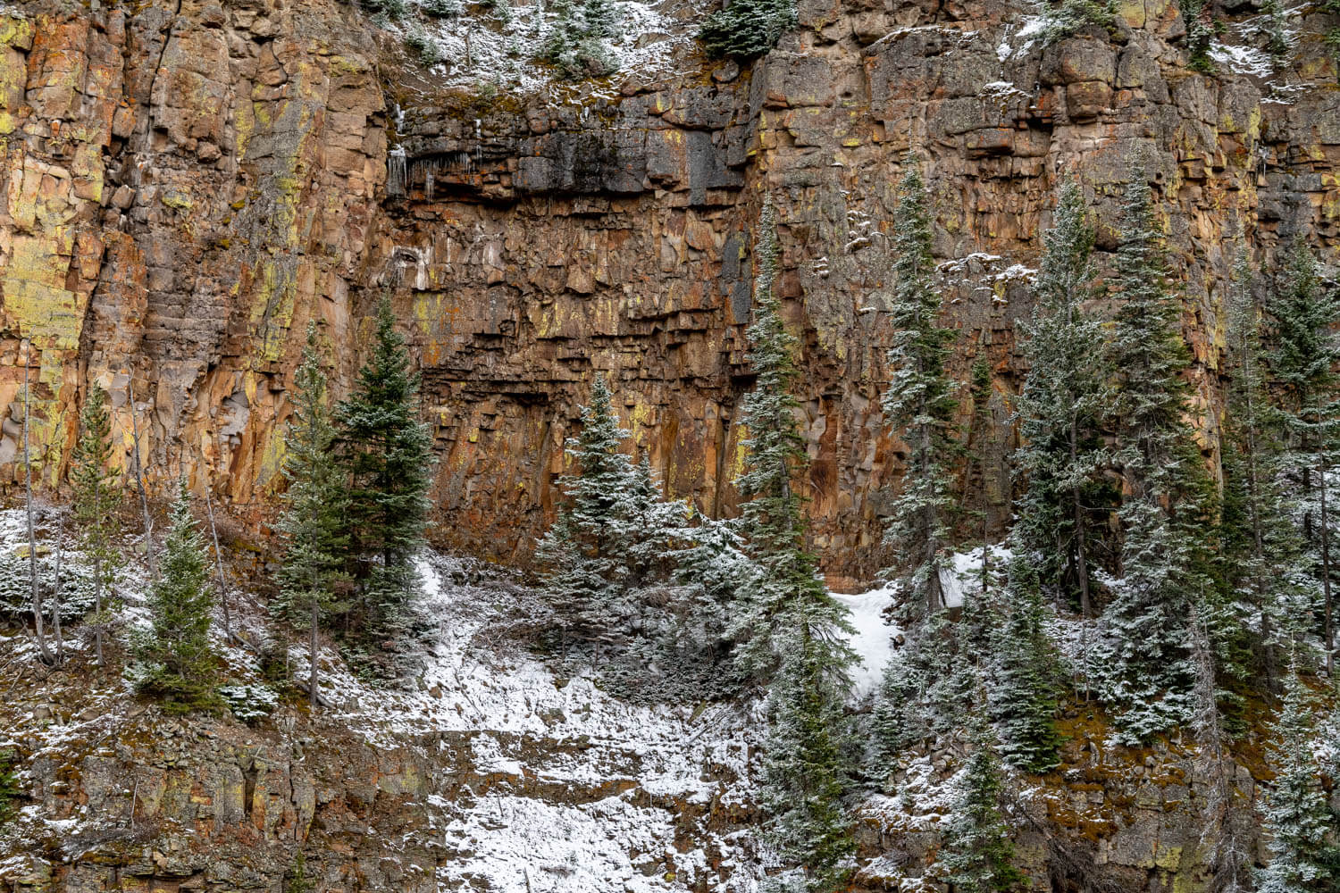 A close up look at snow on the canyon walls at Yellowstone National Park